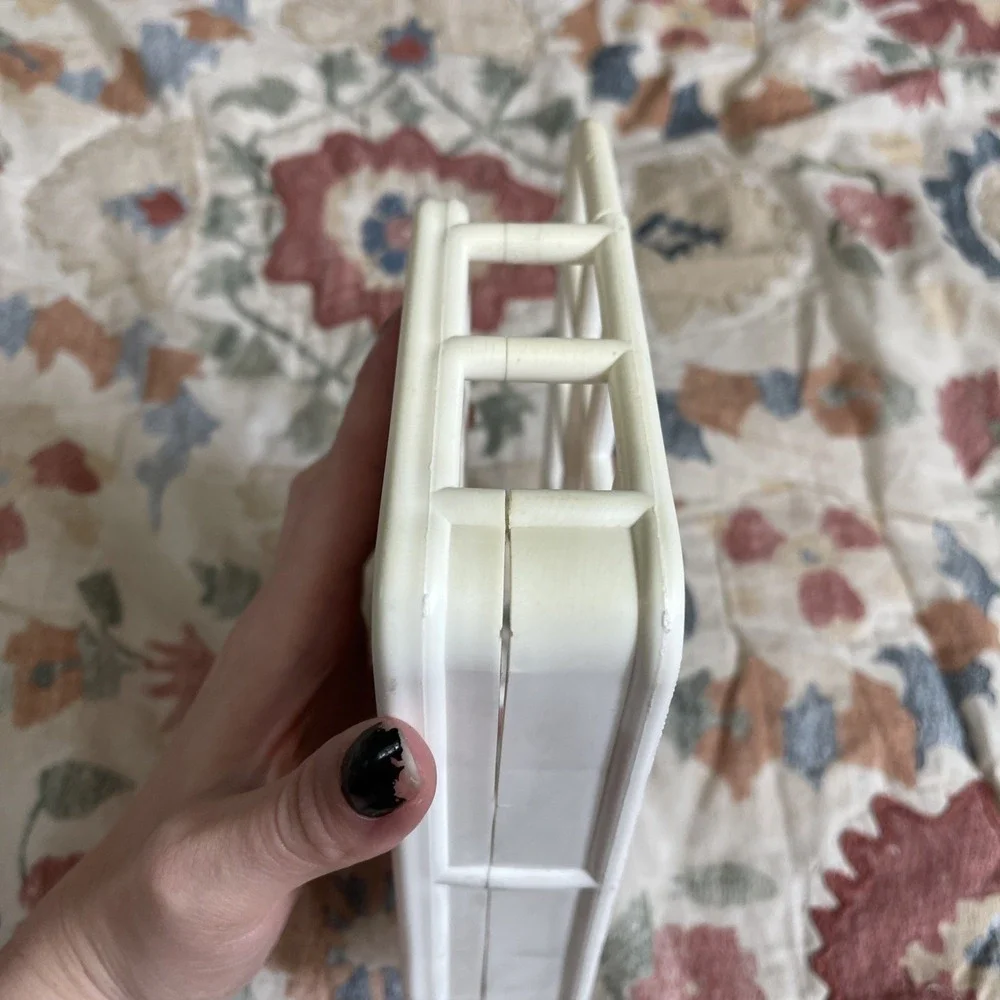 VTG Yaffa Catch-All Mini Office Organizer White Wall Stand Mail Pin Cork Board